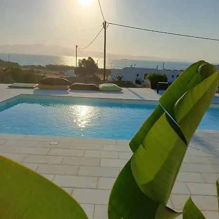 Plaka's Petite Seaside View Apartamento Pláka