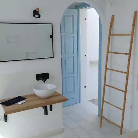 Apartamento Plaka's Petite Seaside View Pláka